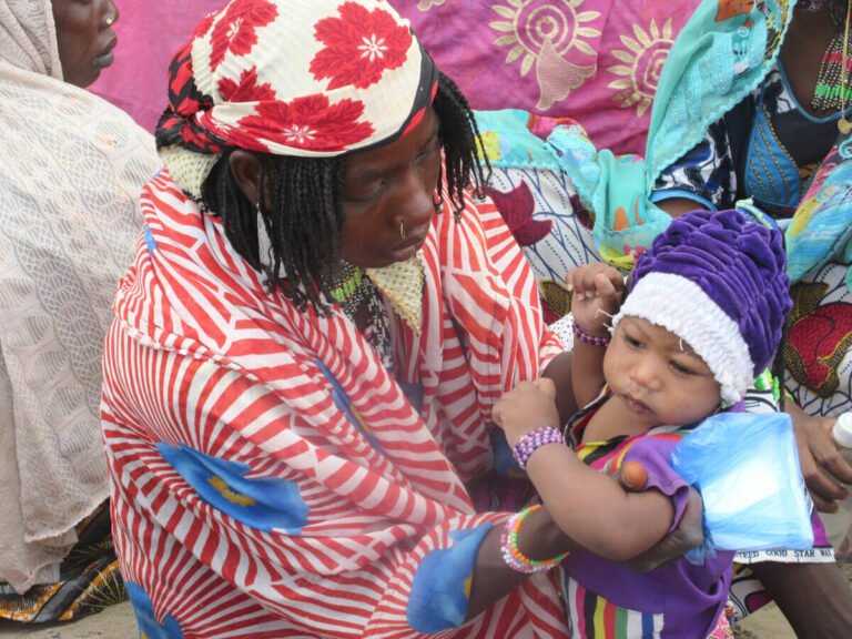 Woman with her baby in Niger