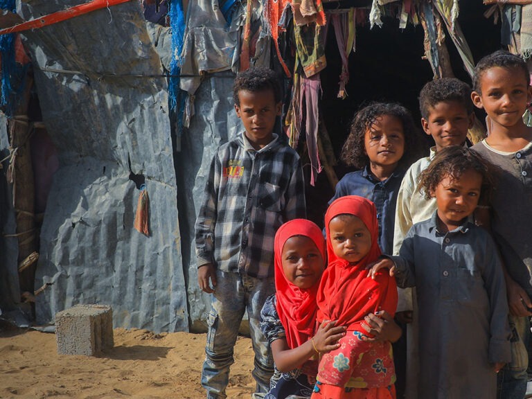 Yemeni children smiling in a group
